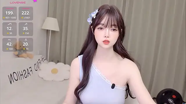 uikyy1 在線直播表演