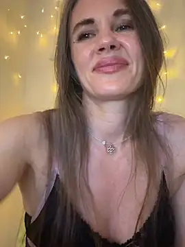 LucieMack – Naživo XXX chat