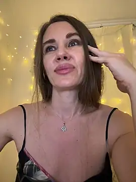 Chatroom XXX en direct de LucieMack