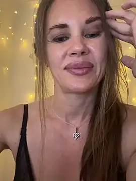 LucieMack's Live XXX Chat