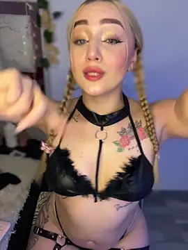 Chat +18 de Sara_Sophia420 ao vivo