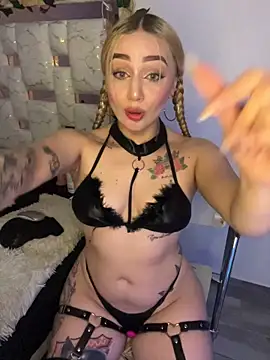 Sara_Sophia420 Adlı Modelin Canlı XXX Sohbeti