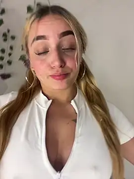 Czat XXX na żywo – Sara_Sophia420
