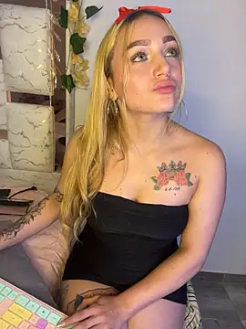 Sara_Sophia420 Chat XXX live