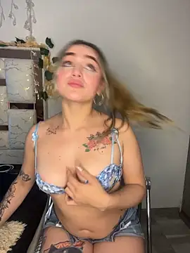 Sara_Sophia420 Live XXX-Chat