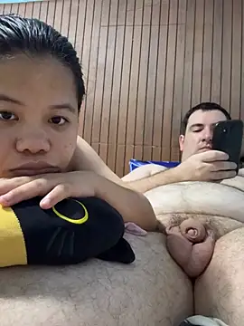 Charming_Chaos Show in webcam