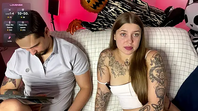 INSOMNIA_strip Show in webcam