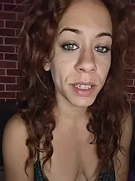 HotGinger66 – Naživo XXX chat