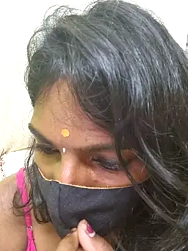 Honey_rosetamil's Webcam Show