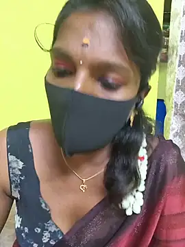 แชท XXX สดของ Tamil_lovelydoll96