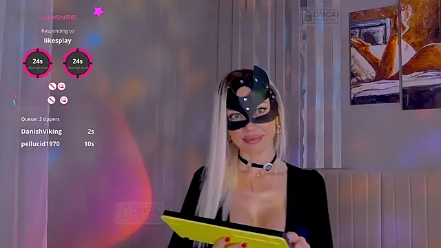 black_cat-11's Webcam Show