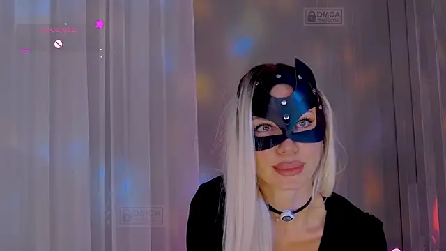 black_cat-11's Webcam Show