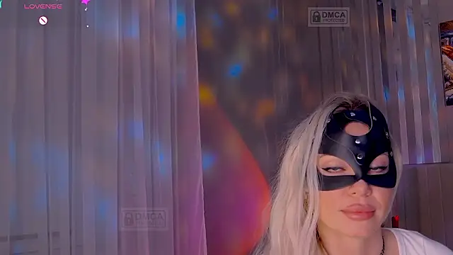 عرض كام black_cat-11