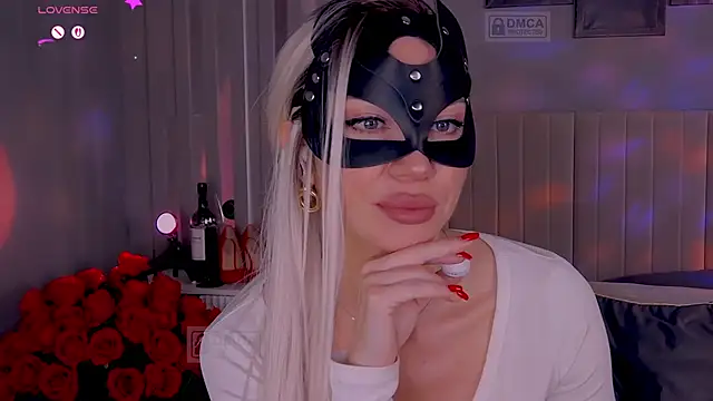 black_cat-11's Webcam Show