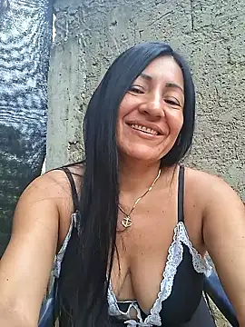 maturexxxnaughty webkamerás műsora