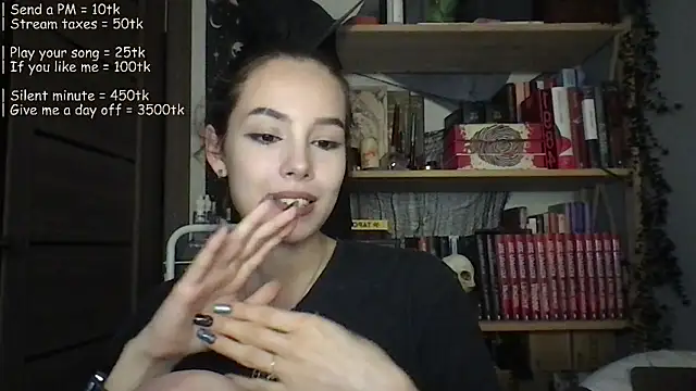 Yuna5343's Live Chat Room