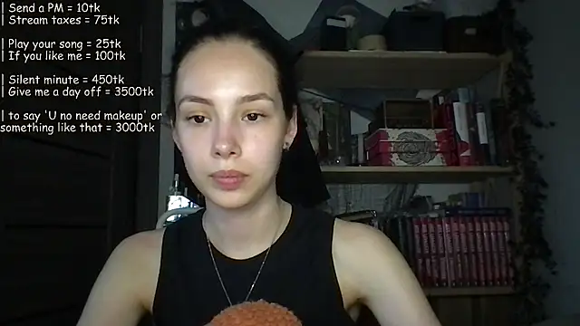 Yuna5343 Chat XXX in diretta