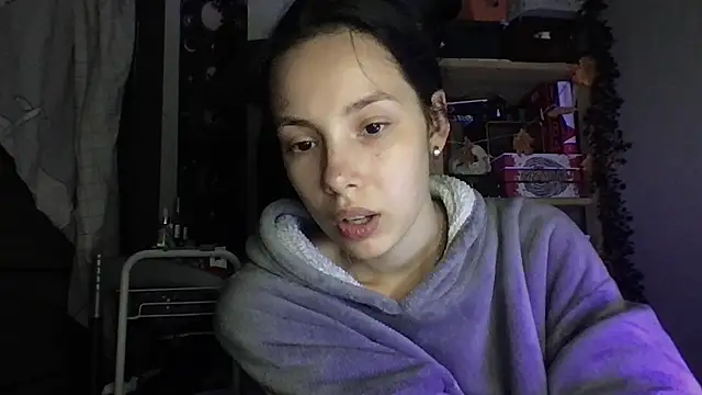 Yuna5343 Live XXX Chat