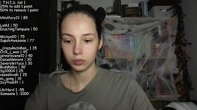 Yuna5343 Chat XXX in diretta