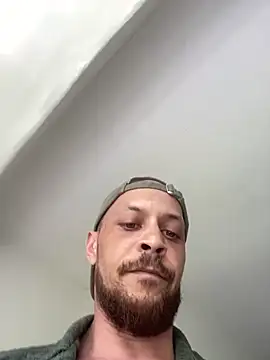 MattMiller28 Show Webcam