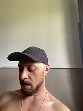 MattMiller28: διαδικτυακό σόου στην κάμερα