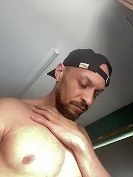 MattMiller28n Webbikameraesitys