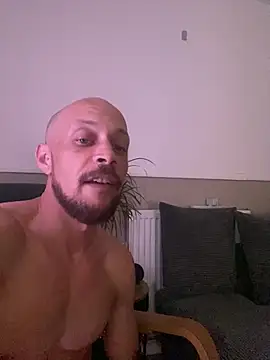 MattMiller28 网络视讯表演