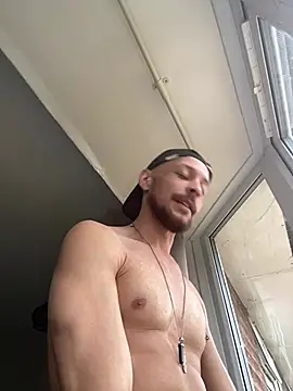 Show modela MattMiller28 na web-kameri