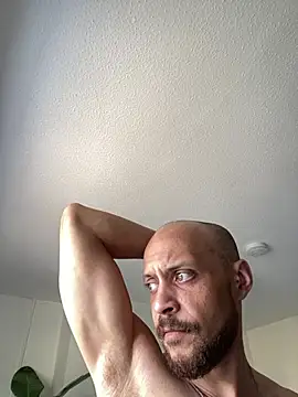 Show modela MattMiller28 na web-kameri