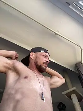 MattMiller28: διαδικτυακό σόου στην κάμερα