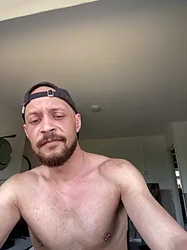 Pokazy przed kamerką – MattMiller28
