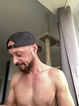 MattMiller28 网络视讯表演