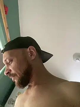 MattMiller28's Webcam Show