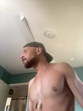 Show modela MattMiller28 na web-kameri