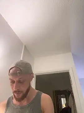 MattMiller28's Webcam Show