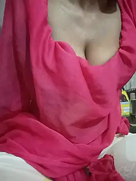 kaviyaponnu0987's Live XXX Chat