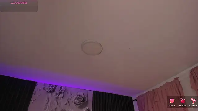 ShaniaDaniels Cameră chat live