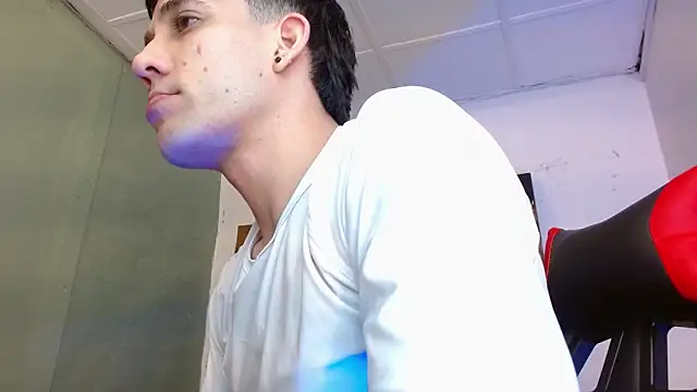 alexgiraldo__ Live XXX-chat