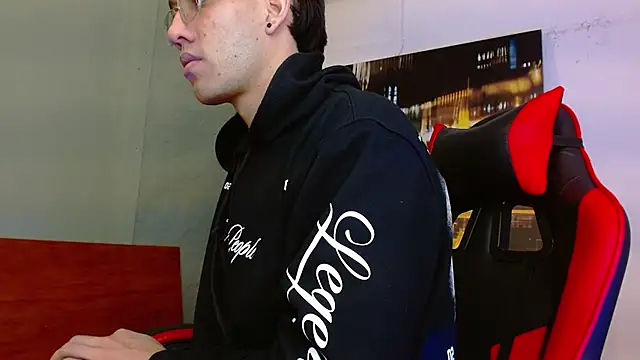 alexgiraldo__n Webbikameraesitys