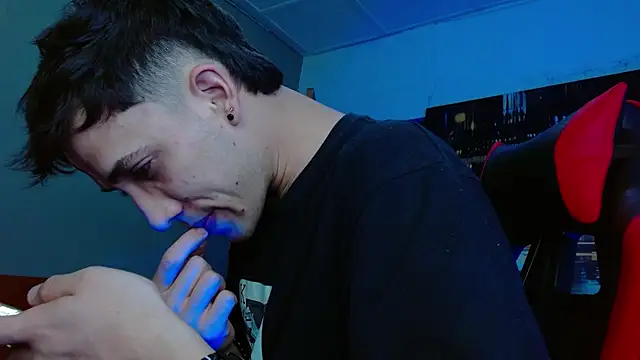 alexgiraldo__n Webbikameraesitys