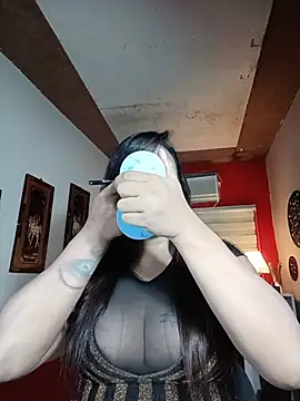 EmmaKantutera webcam show