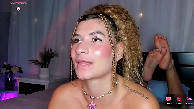 Evolet_Bee live XXX chat