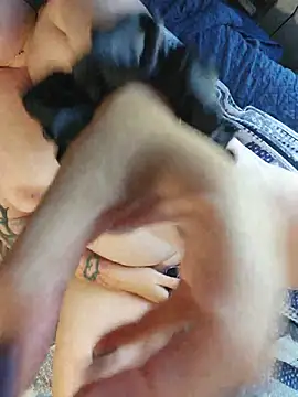 Love86Emily Show in webcam