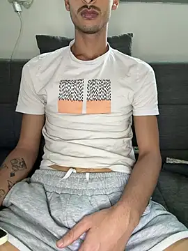 AdrianAfterDark Webcam Show