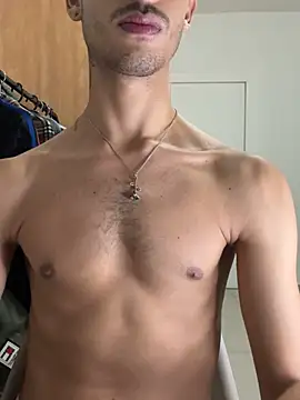 AdrianAfterDark webcam show