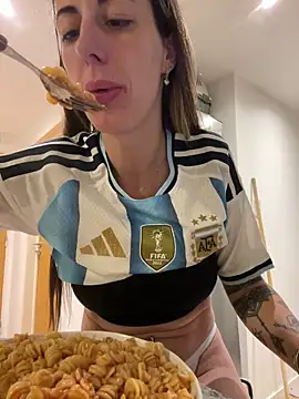 TLG_ferchule Show in webcam