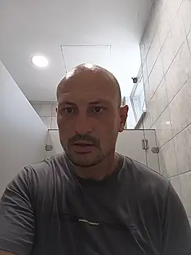 Aligator_90n Webbikameraesitys
