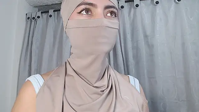 jade_nassar's Webcam Show