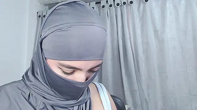 jade_nassar Show Webcam