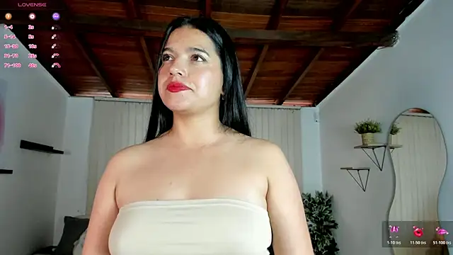 Miin_yuna élő XXX-chatje